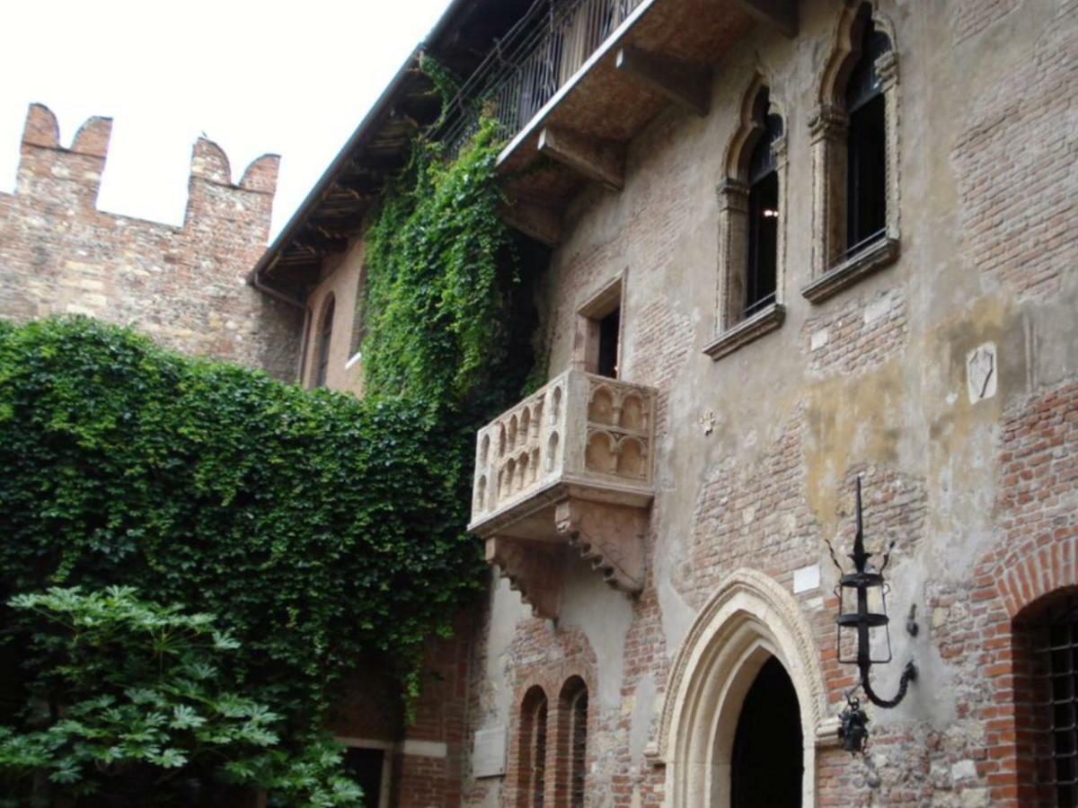B&B Desenzano Paradise Desenzano del Garda Exterior foto
